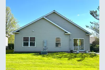 135 Village Drive, Green Hills, OH 44131 - Photo 4