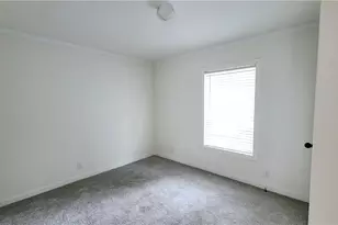 9735 Chillicothe Rd, Kirtland, OH 44094 - Photo 8