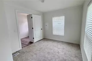 9735 Chillicothe Rd, Kirtland, OH 44094 - Photo 16