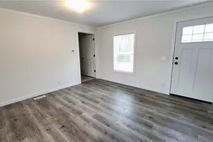 9735 Chillicothe Rd, Kirtland, OH 44094 - Photo 8