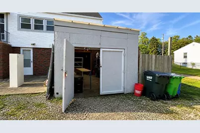 375 E Huston Street, Barberton, OH 44203 - Photo 18