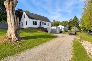 375 E Huston St, Barberton, OH 44203 - Photo 20