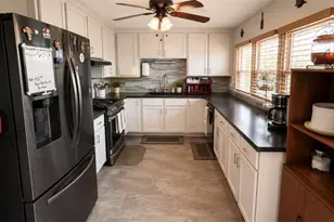 375 E Huston St, Barberton, OH 44203 - Photo 4