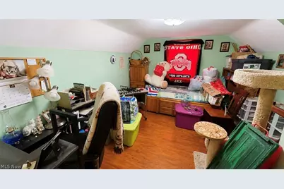 375 E Huston Street, Barberton, OH 44203 - Photo 14