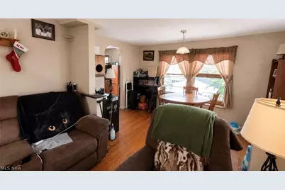 375 E Huston Street, Barberton, OH 44203 - Photo 10