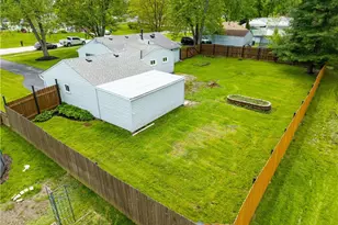9868 Ridgewood Dr, Twinsburg, OH 44087 - Photo 4