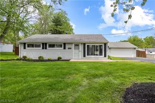 9868 Ridgewood Dr, Twinsburg, OH 44087 - Photo 2