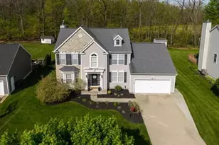 964 Kings Cross Dr, Wadsworth, OH 44281 - Photo 2