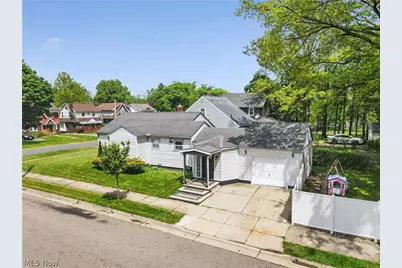 1043 Slosson Street, Akron, OH 44320 - Photo 4