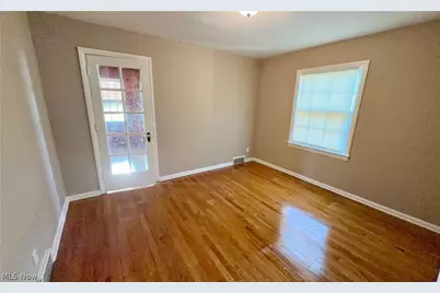3638 Lindholm Road, Huber Heights, OH 44120 - Photo 10