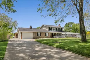 5112 Sheaters Dr, North Canton, OH 44720 - Photo 2