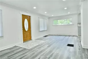 190 Bennett Ct, Geneva, OH 44041 - Photo 6