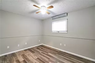 231 College Park Dr, Elyria, OH 44035 - Photo 14