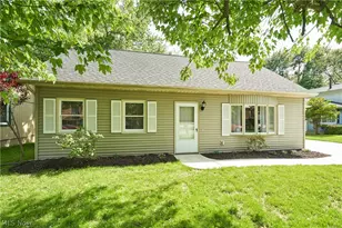 231 College Park Dr, Elyria, OH 44035 - Photo 2