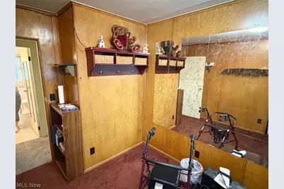 1939 Midway Avenue NE, Canton, OH 44705 - Photo 18