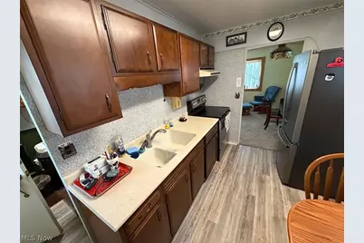 1939 Midway Avenue NE, Canton, OH 44705 - Photo 12