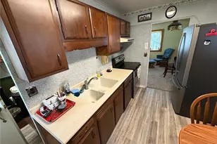 1939 Midway Ave NE, Canton, OH 44705 - Photo 12