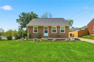 1437 Deville Ave NW, Canton, OH 44708 - Photo 1