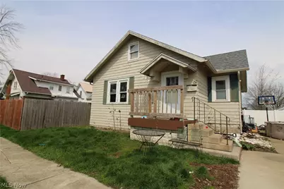 120 W 5th Street, Port Clinton, OH 43452 - Photo 1