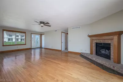 5950 Kentview Avenue NW, North Canton, OH 44720 - Photo 8