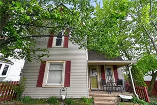 402 Vine St, Ashland, OH 44805 - Photo 1
