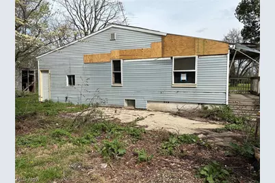 3127 Varley Avenue SW, Canton, OH 44706 - Photo 4