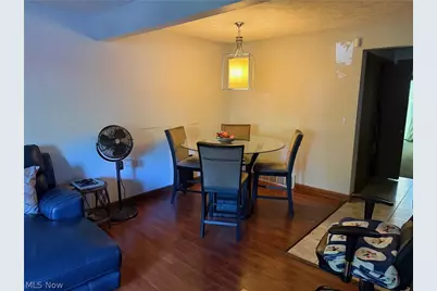 3249 Mayfield Road #13, Cleveland Heights, OH 44118 - Photo 4