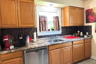 145 S Vine St, Columbiana, OH 44408 - Photo 12