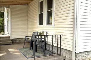 145 S Vine St, Columbiana, OH 44408 - Photo 4