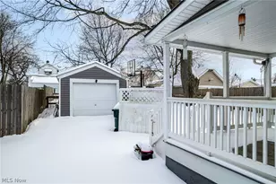 241 24th St NW, Barberton, OH 44203 - Photo 20