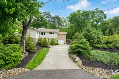 10661 Kent Avenue NE, Hartville, OH 44632 - Photo 32