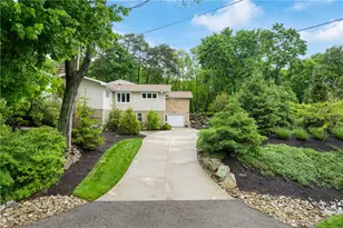 10661 Kent Ave NE, Hartville, OH 44632 - Photo 32