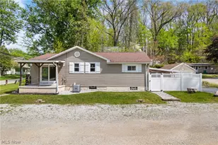3771 S Turkeyfoot Rd, New Franklin, OH 44319 - Photo 8