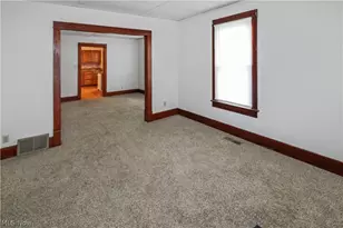 1515 E 3rd St, Port Clinton, OH 43452 - Photo 14
