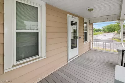 1515 E 3rd Street, Port Clinton, OH 43452 - Photo 12