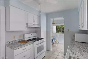 1182 Tampa Ave, Akron, OH 44314 - Photo 14