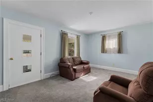 1182 Tampa Ave, Akron, OH 44314 - Photo 6