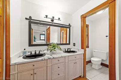 8730 Bainbridge Road, Chagrin Falls, OH 44023 - Photo 28