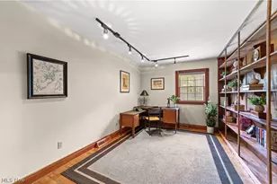 8730 Bainbridge Rd, Chagrin Falls, OH 44023 - Photo 18