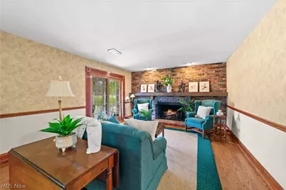 8730 Bainbridge Road, Chagrin Falls, OH 44023 - Photo 14