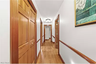 8730 Bainbridge Road, Chagrin Falls, OH 44023 - Photo 32