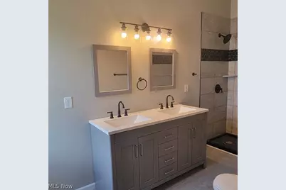 2663 W 28th Place, Loveland, OH 44113 - Photo 16