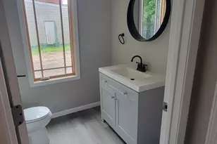 2663 W 28th Pl, Loveland, OH 44113 - Photo 8