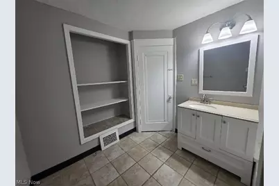 907 14th Street NE, Canton, OH 44714 - Photo 8