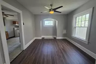 907 14th St NE, Canton, OH 44714 - Photo 2