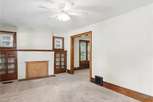 190 E Brookside Ave, Akron, OH 44301 - Photo 8