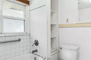 190 E Brookside Ave, Akron, OH 44301 - Photo 24