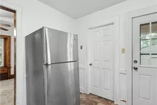 190 E Brookside Ave, Akron, OH 44301 - Photo 14