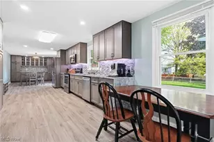 915 Old Farm Trail, Medina, OH 44256 - Photo 10