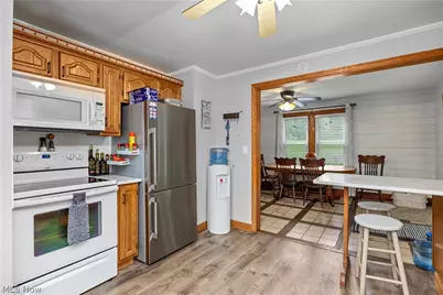 2462 Myersville Road, Uniontown, OH 44685 - Photo 16